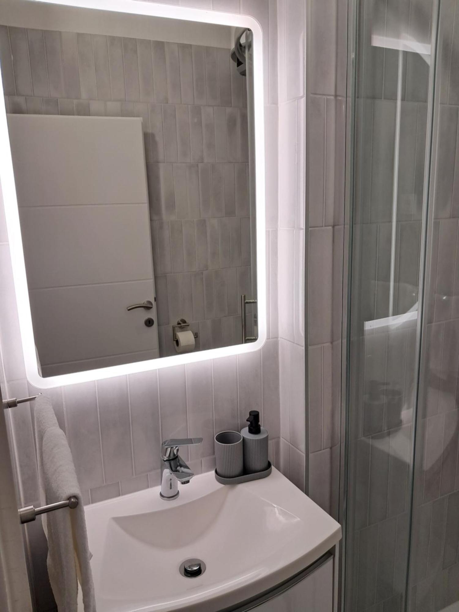 Summer Bay Apartments Сплит Екстериор снимка